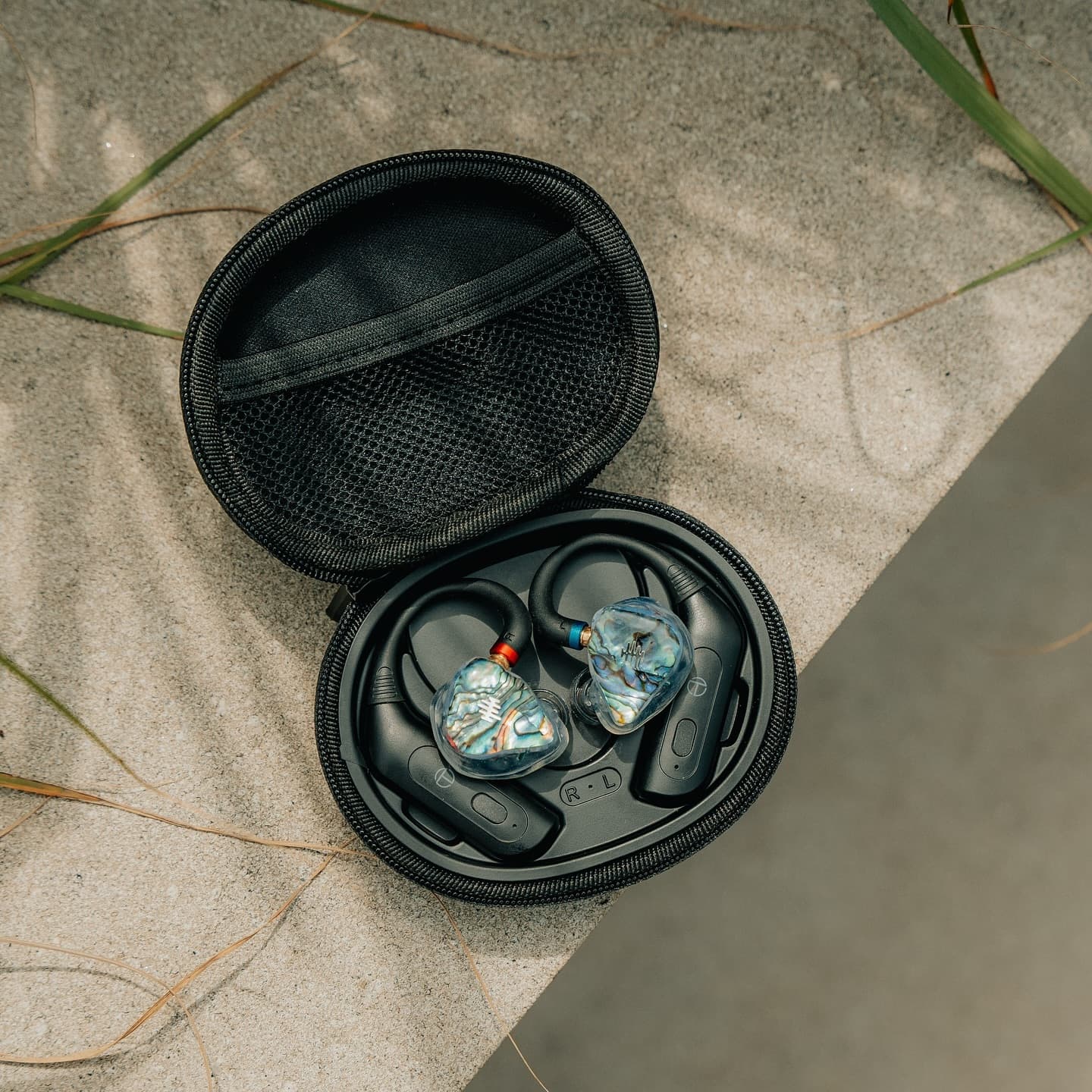 From Standard Earbuds to Custom Sound: How WAVS Custom Helps You Hear Better (And Work Better)